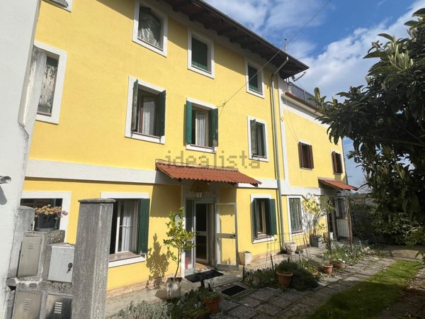 casa indipendente in vendita a Montereale Valcellina in zona Grizzo