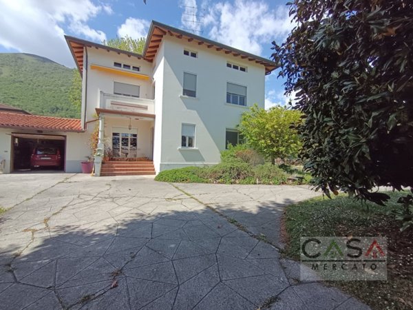 casa indipendente in vendita a Montereale Valcellina in zona Malnisio