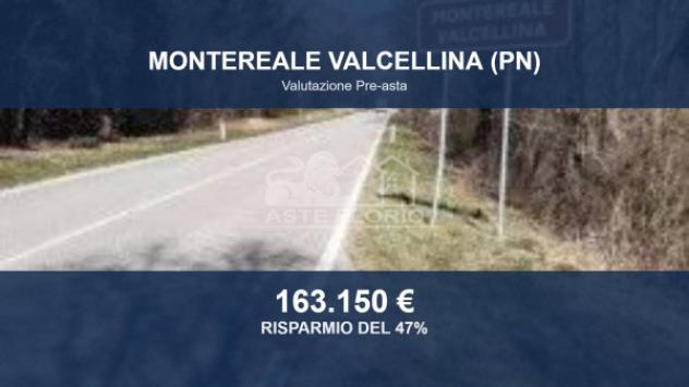 terreno in vendita a Montereale Valcellina in zona San Rocco