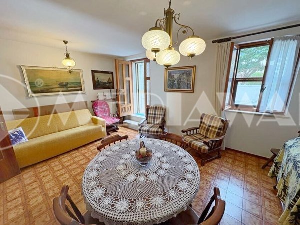 casa indipendente in vendita a Montereale Valcellina in zona Grizzo