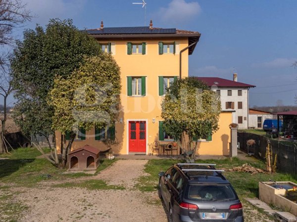 casa indipendente in vendita a Morsano al Tagliamento