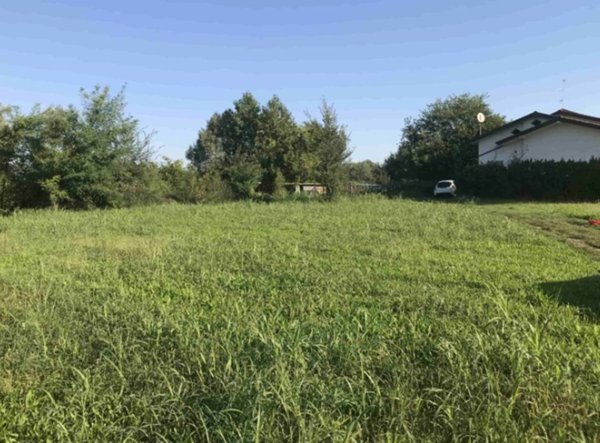 terreno edificabile in vendita a Pasiano di Pordenone