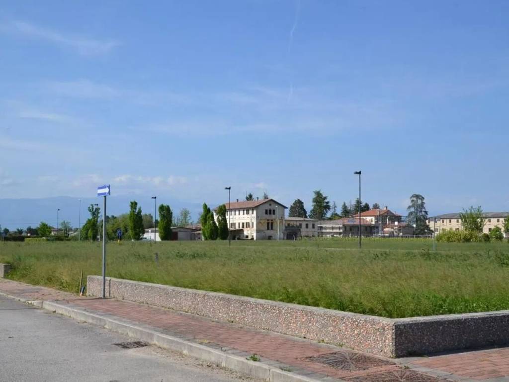 terreno edificabile in vendita a Pasiano di Pordenone in zona Sant'Andrea