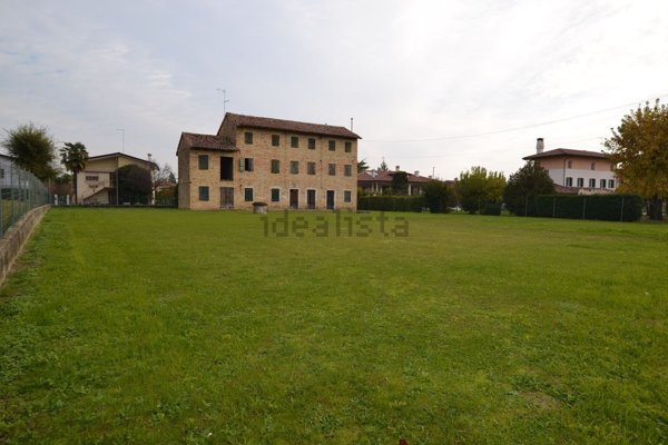casale in vendita a Pasiano di Pordenone