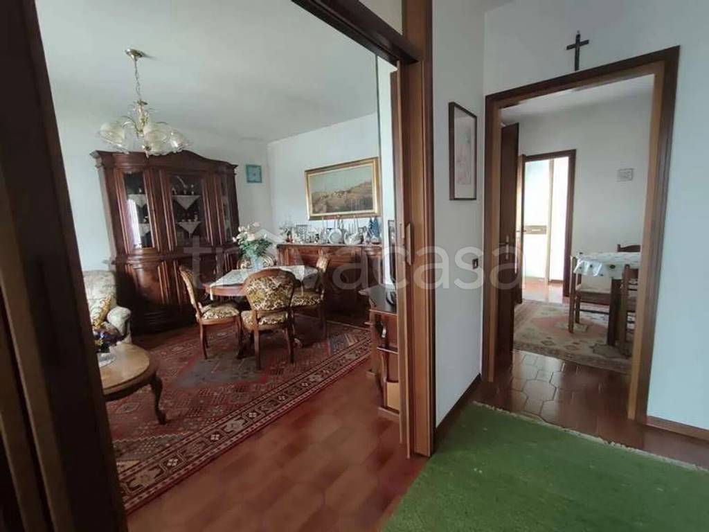casa indipendente in vendita a Pasiano di Pordenone in zona Visinale