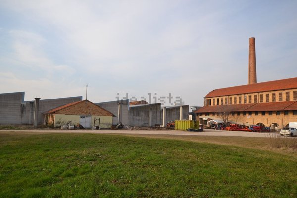 capannone in vendita a Pasiano di Pordenone