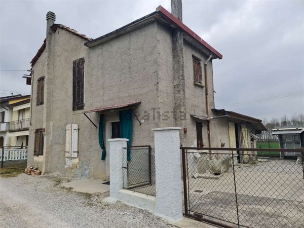 casa indipendente in vendita a Pasiano di Pordenone