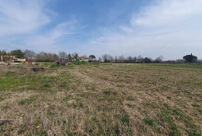 terreno agricolo in vendita a Pasiano di Pordenone
