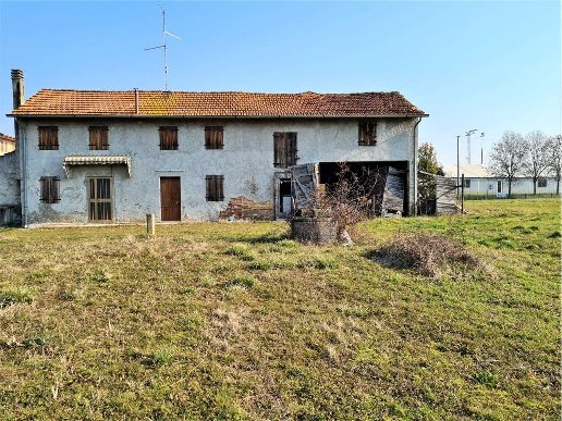 rudere in vendita a Pasiano di Pordenone in zona Sant'Andrea