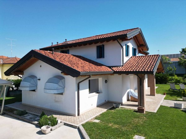 casa indipendente in vendita a Pasiano di Pordenone