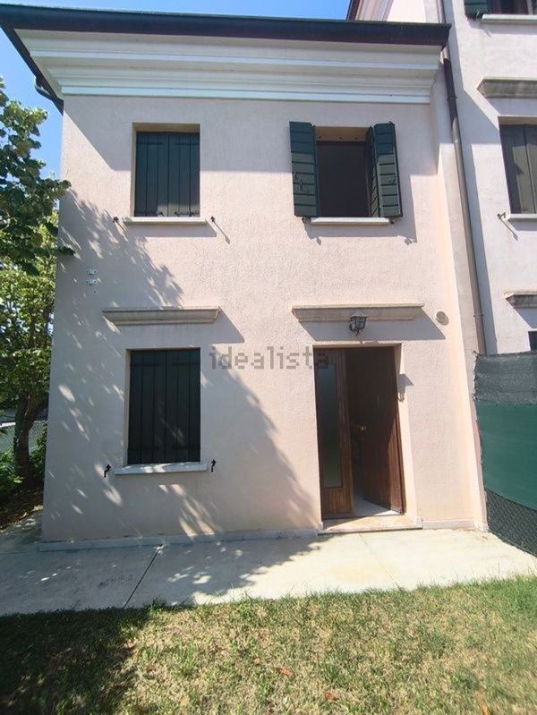 casa indipendente in vendita a Pasiano di Pordenone in zona Sant'Andrea