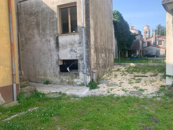 casa indipendente in vendita a Pinzano al Tagliamento