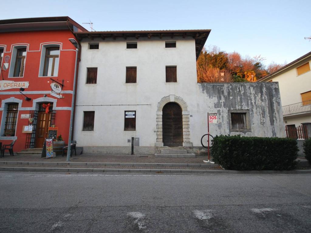 casa indipendente in vendita a Pinzano al Tagliamento