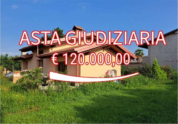 casa indipendente in vendita a Pinzano al Tagliamento