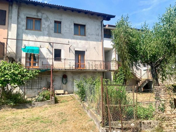 casa indipendente in vendita a Pinzano al Tagliamento