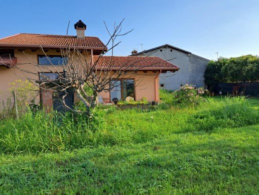 casa indipendente in vendita a Pinzano al Tagliamento
