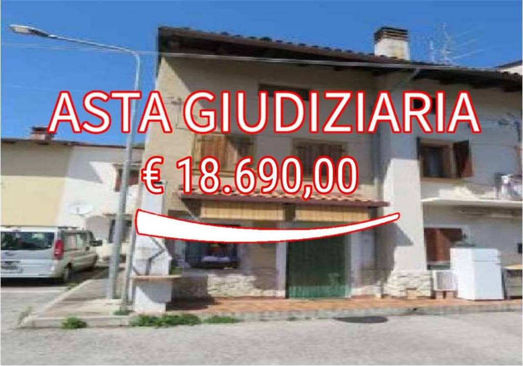 casa indipendente in vendita a Pinzano al Tagliamento