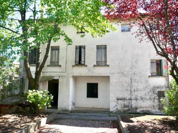casa indipendente in vendita a Pinzano al Tagliamento