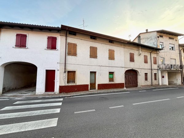 casa indipendente in vendita a Pinzano al Tagliamento