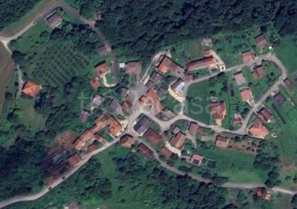 casa indipendente in vendita a Pinzano al Tagliamento in zona Colle