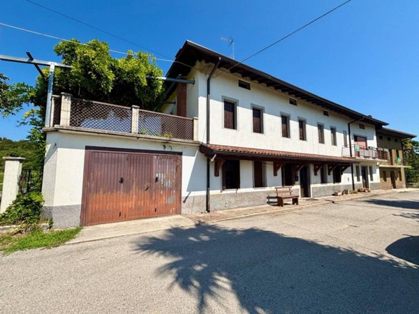 casa indipendente in vendita a Pinzano al Tagliamento in zona Borgo Mizzari