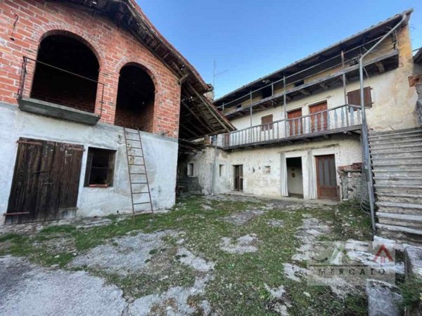 casa indipendente in vendita a Polcenigo