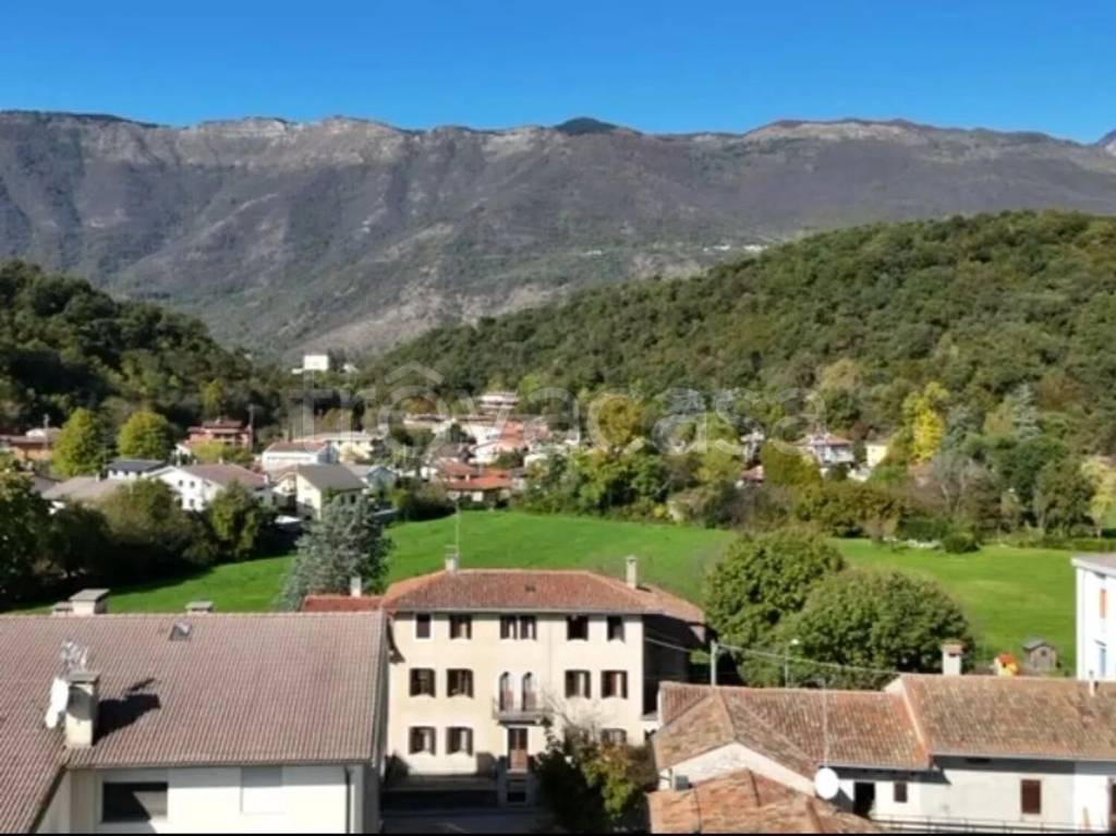 casa indipendente in vendita a Polcenigo in zona San Giovanni