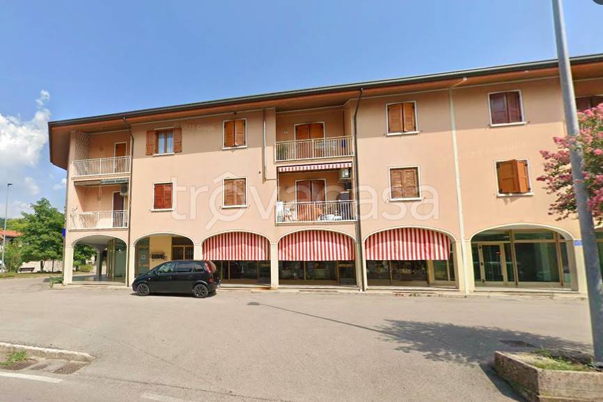 appartamento in vendita a Polcenigo in zona San Giovanni