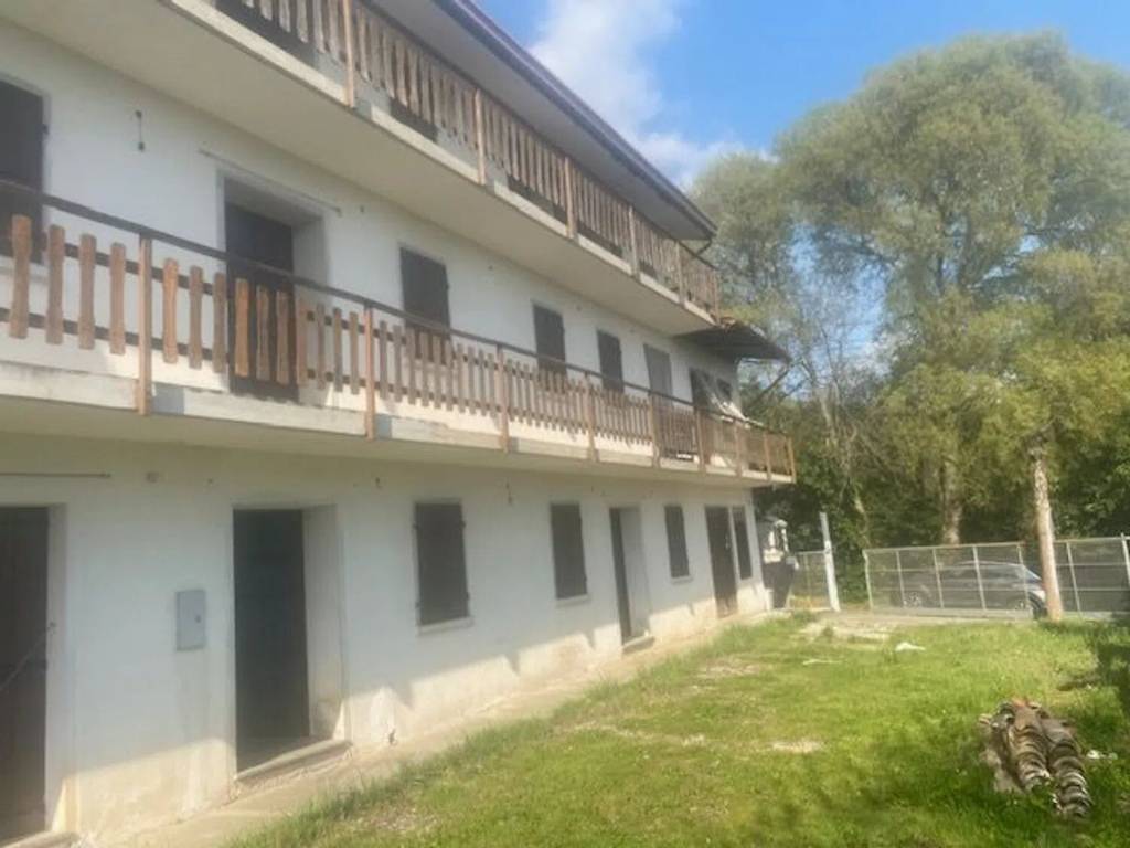 casa indipendente in vendita a Polcenigo