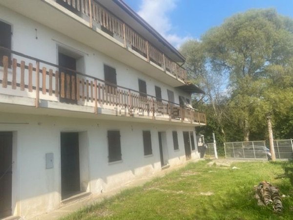 appartamento in vendita a Polcenigo