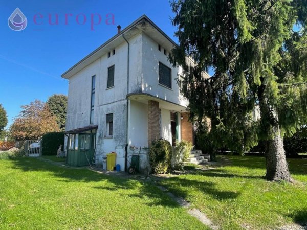 casa indipendente in vendita a Polcenigo in zona San Giovanni