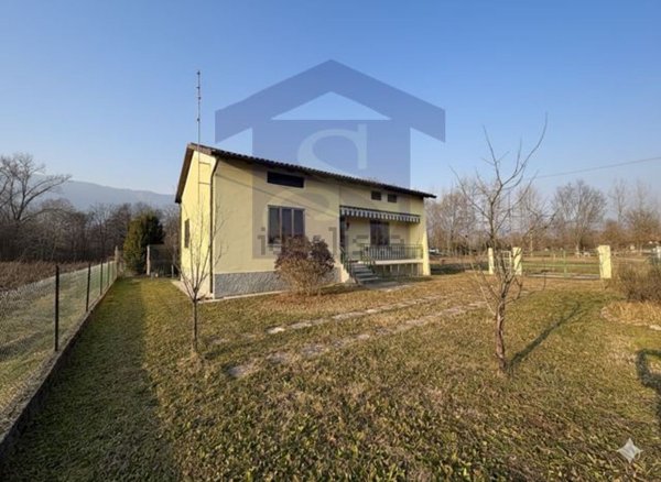 casa indipendente in vendita a Polcenigo