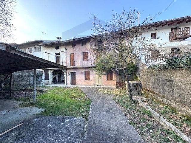 casa indipendente in vendita a Polcenigo in zona San Giovanni