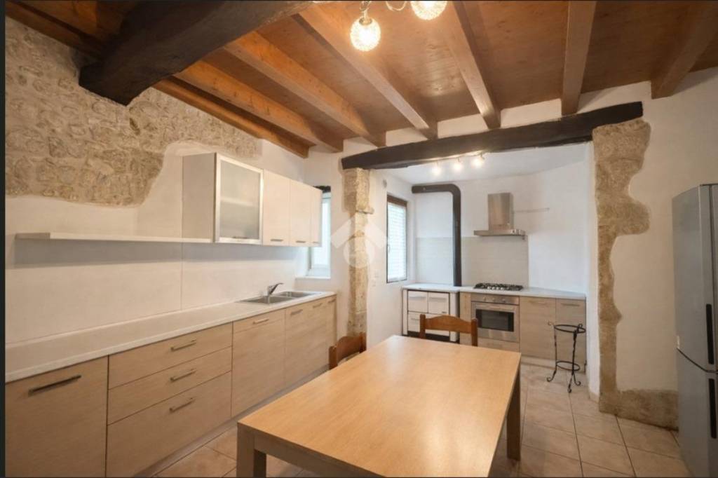 appartamento in vendita a Polcenigo in zona San Giovanni