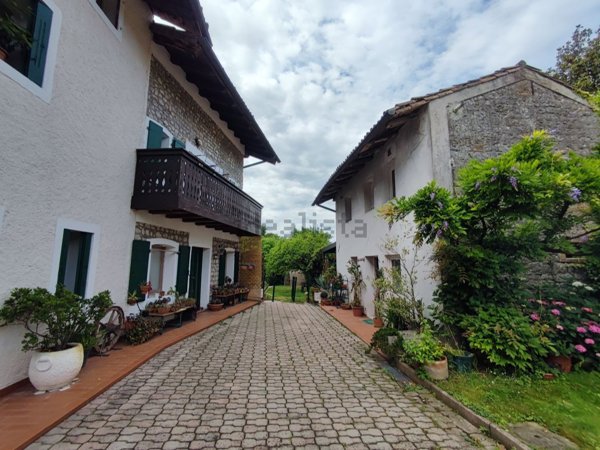 casa indipendente in vendita a Polcenigo in zona Range