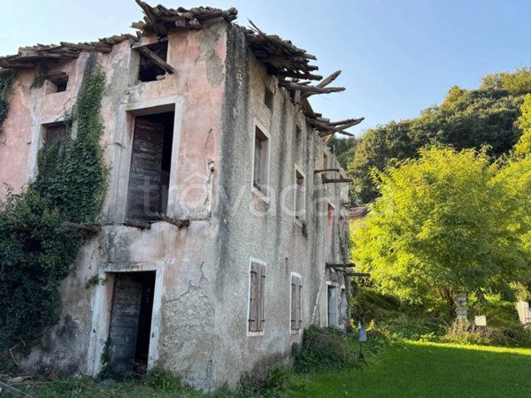 casa indipendente in vendita a Polcenigo in zona San Giovanni
