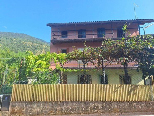 casa indipendente in vendita a Polcenigo in zona Range
