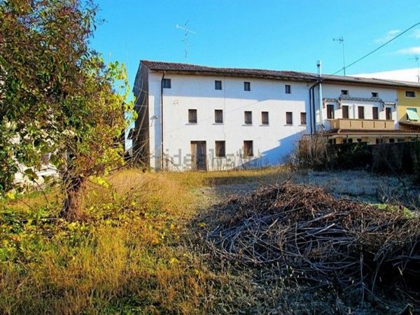 pentavano in vendita a Porcia