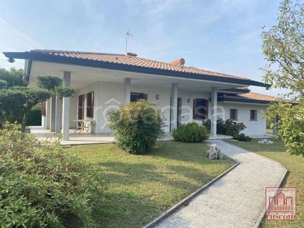 casa indipendente in vendita a Porcia