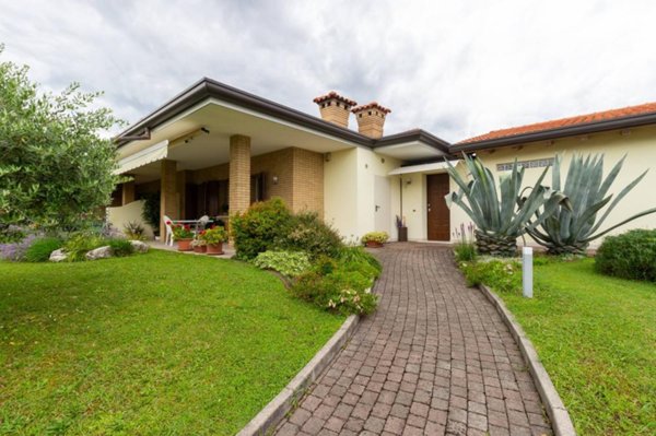 casa indipendente in vendita a Porcia in zona Sant'Antonio