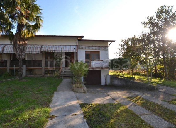 casa indipendente in vendita a Porcia in zona Talponedo