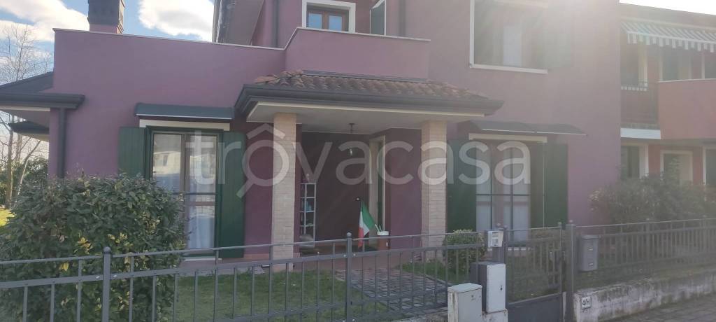 casa indipendente in vendita a Porcia in zona Sant'Antonio
