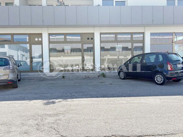 ufficio in vendita a Porcia