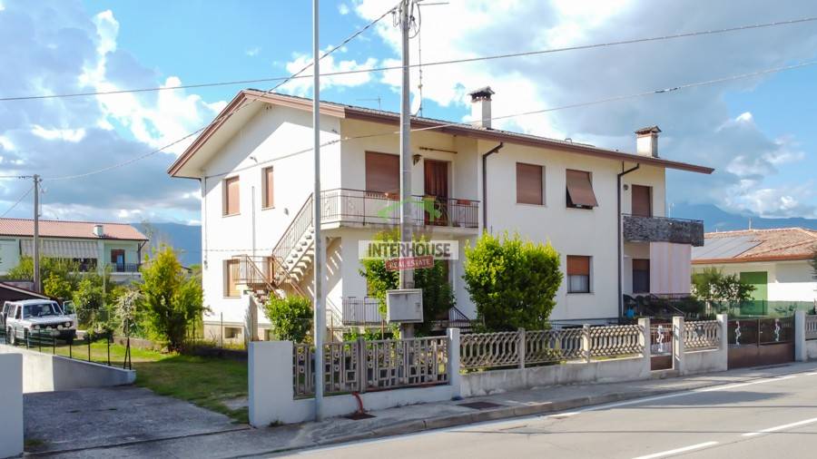 casa indipendente in vendita a Porcia