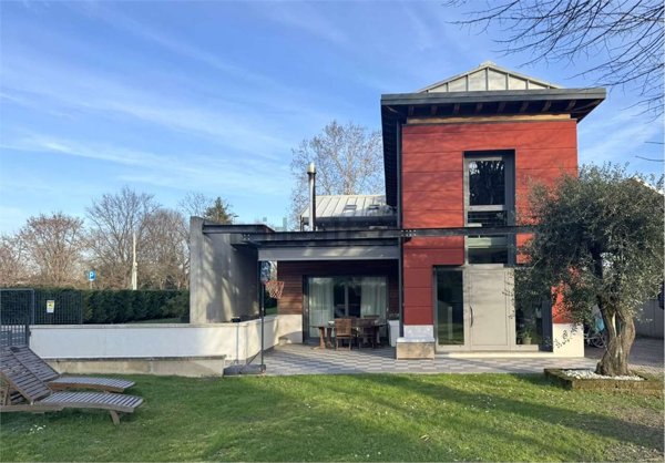 casa indipendente in vendita a Porcia