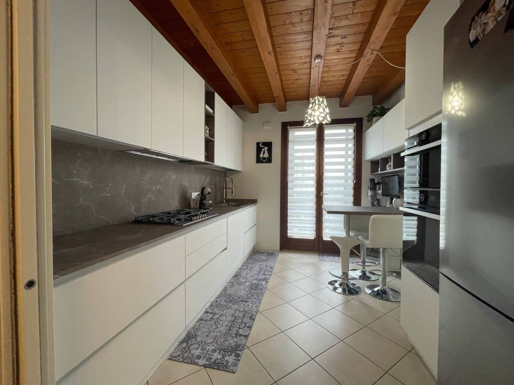 casa indipendente in vendita a Porcia