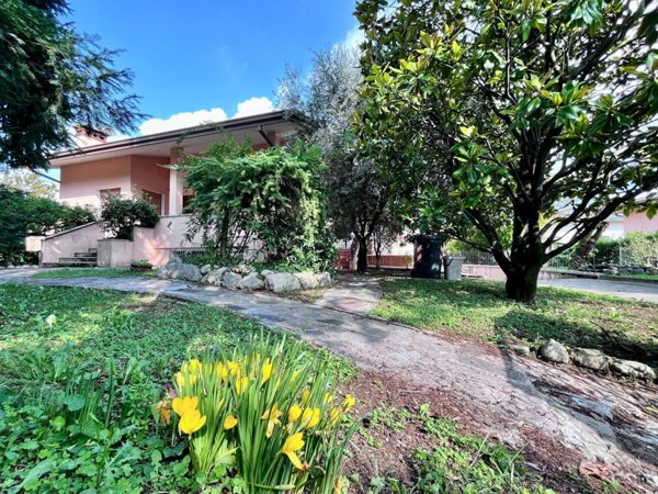 casa indipendente in vendita a Porcia