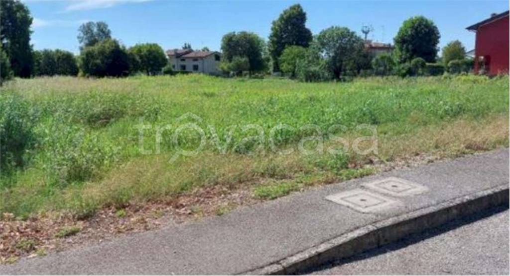 terreno edificabile in vendita a Porcia in zona Palse