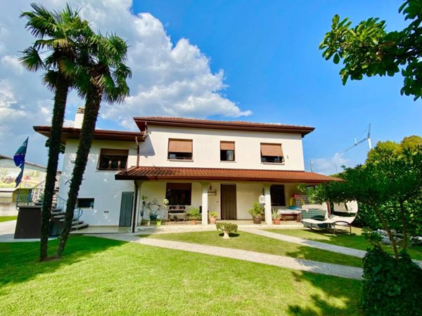 casa indipendente in vendita a Porcia