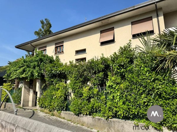 intera palazzina in vendita a Porcia